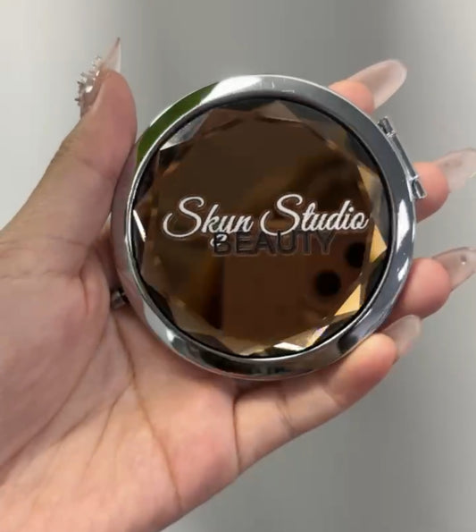 Diamond Cut Compact Mirror